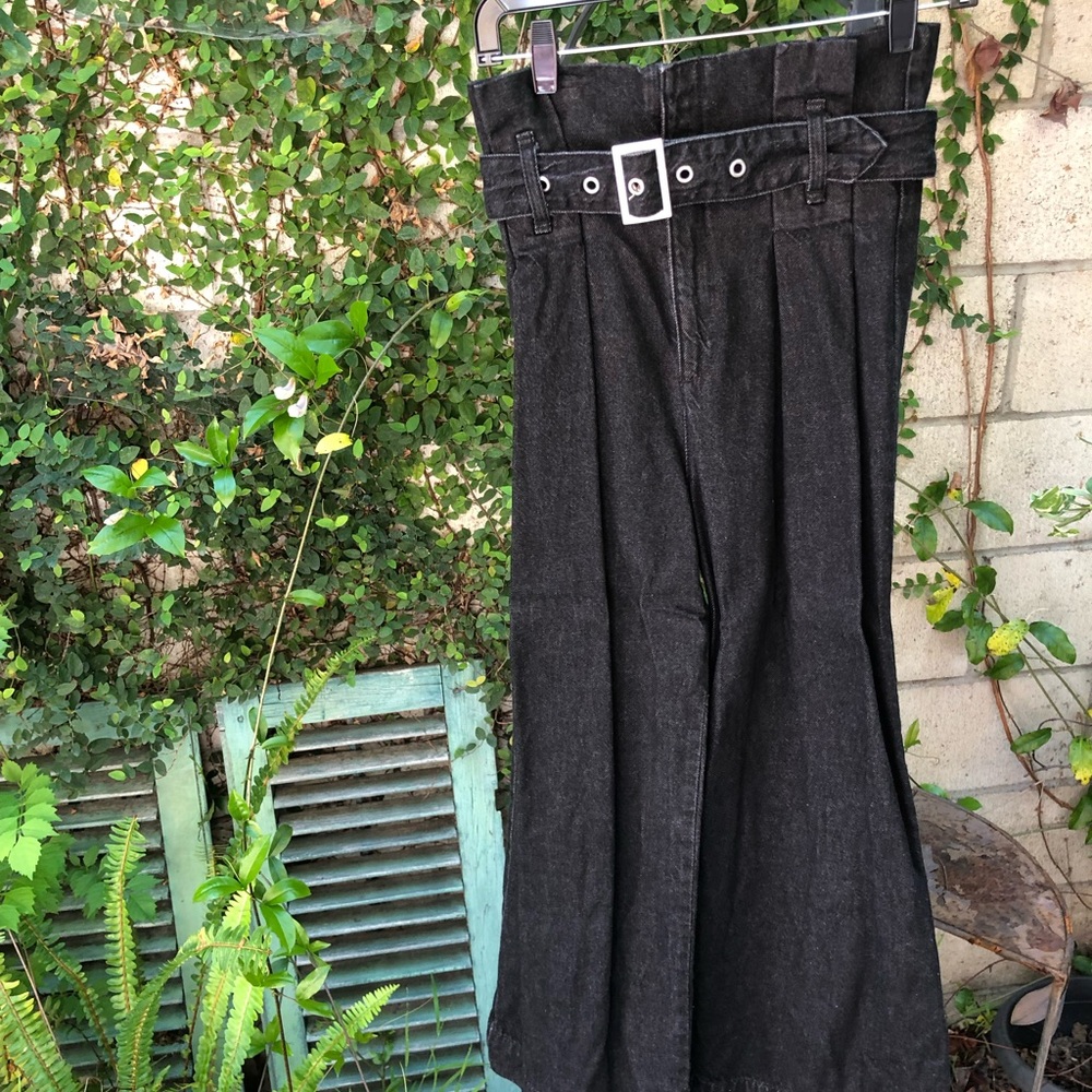 BDG Black High-Waist Wide-Leg Jeans with Grommet Belt